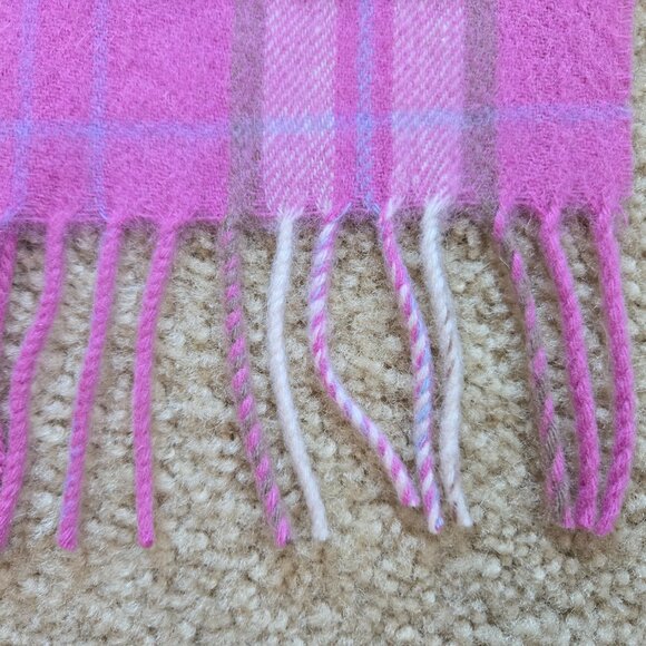 NWOT Lavender Pink Grey Plaid Lambswool Scarf - Picture 3 of 7